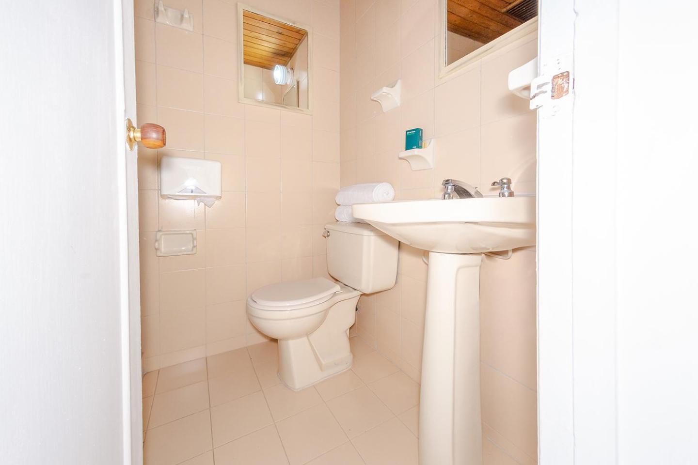 Hotel Ana Carolina Manizales Ngoại thất bức ảnh